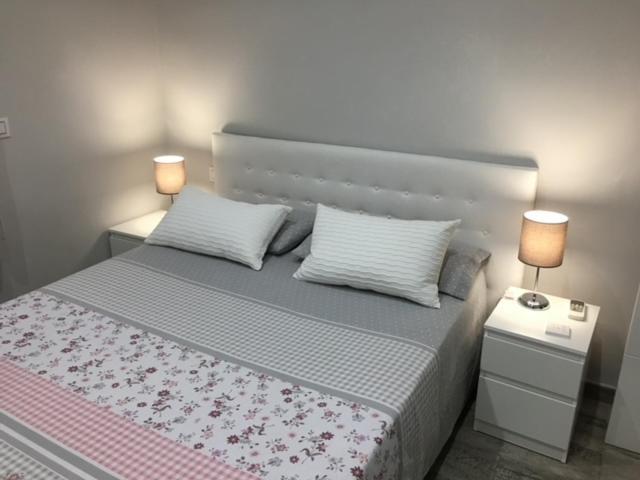 Apartamento Estilo Nordico En Malasana Madrid Luaran gambar